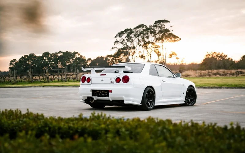 r34